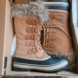 Joan of Artic Waterproof Winter Snow Boots 9